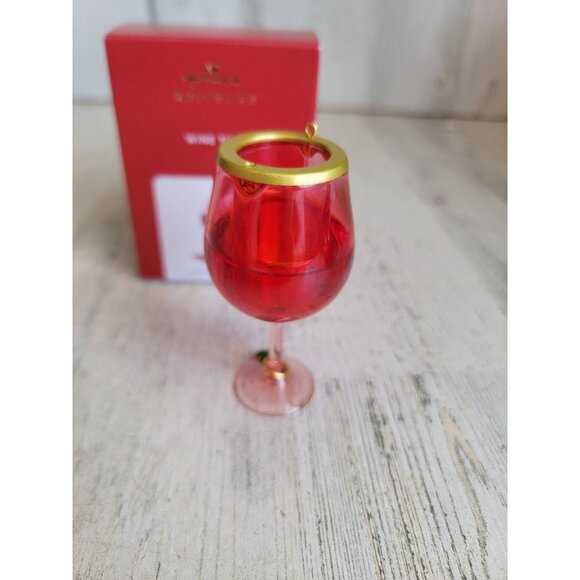 Hallmark Wine Time a wonderful wine of the year! ornament Xmas - Picture 6 of 7